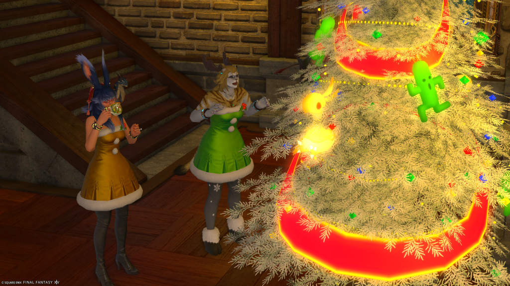 Aikirees and I in front of EOCA HQ's Starlight tree.